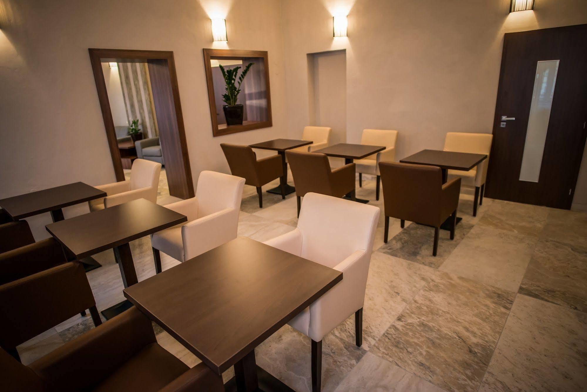 Hotel City Bell Πράγα Εξωτερικό φωτογραφία